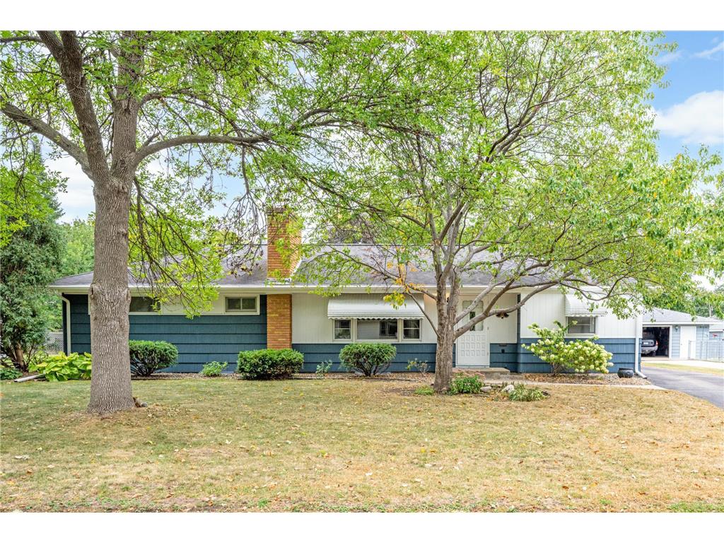 8221 5th Avenue S Bloomington MN 55420 6247571 image1