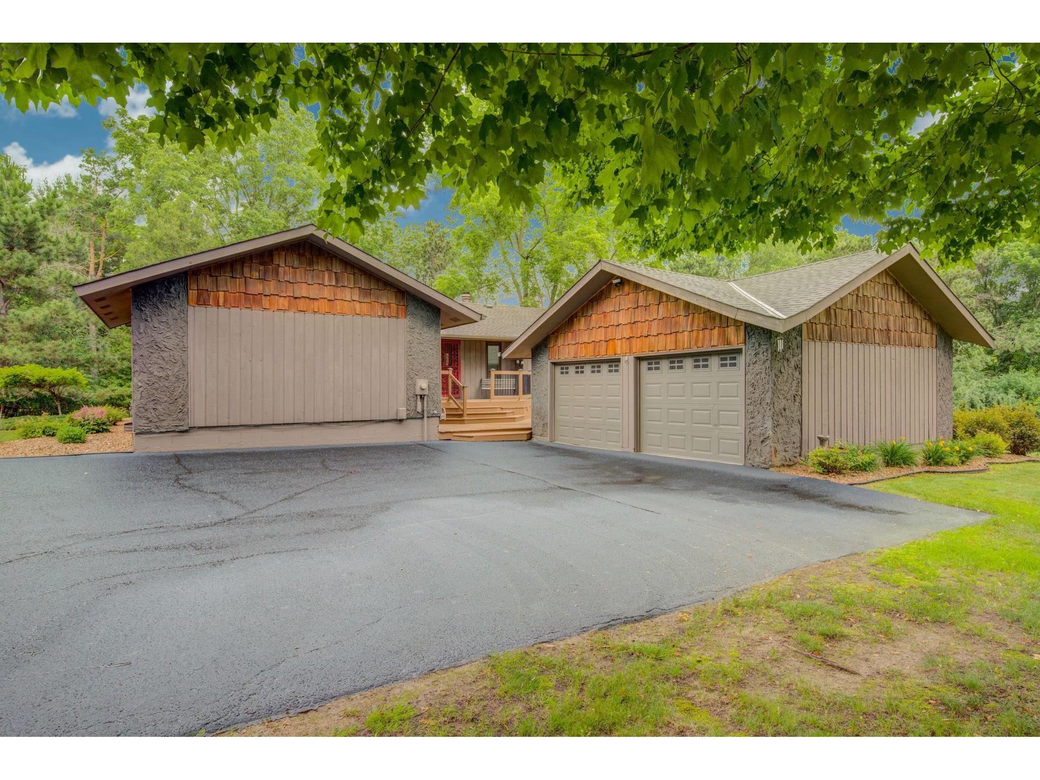 8233 Deer Pond Court N Lake Elmo MN 55042 5612754 image1