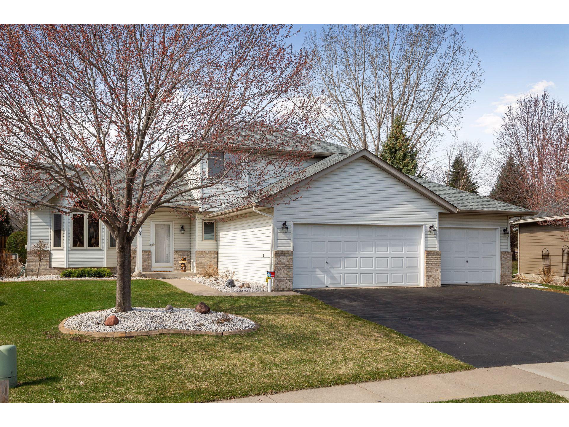 8303 Xene Lane N Maple Grove MN 55311 5737079 image1
