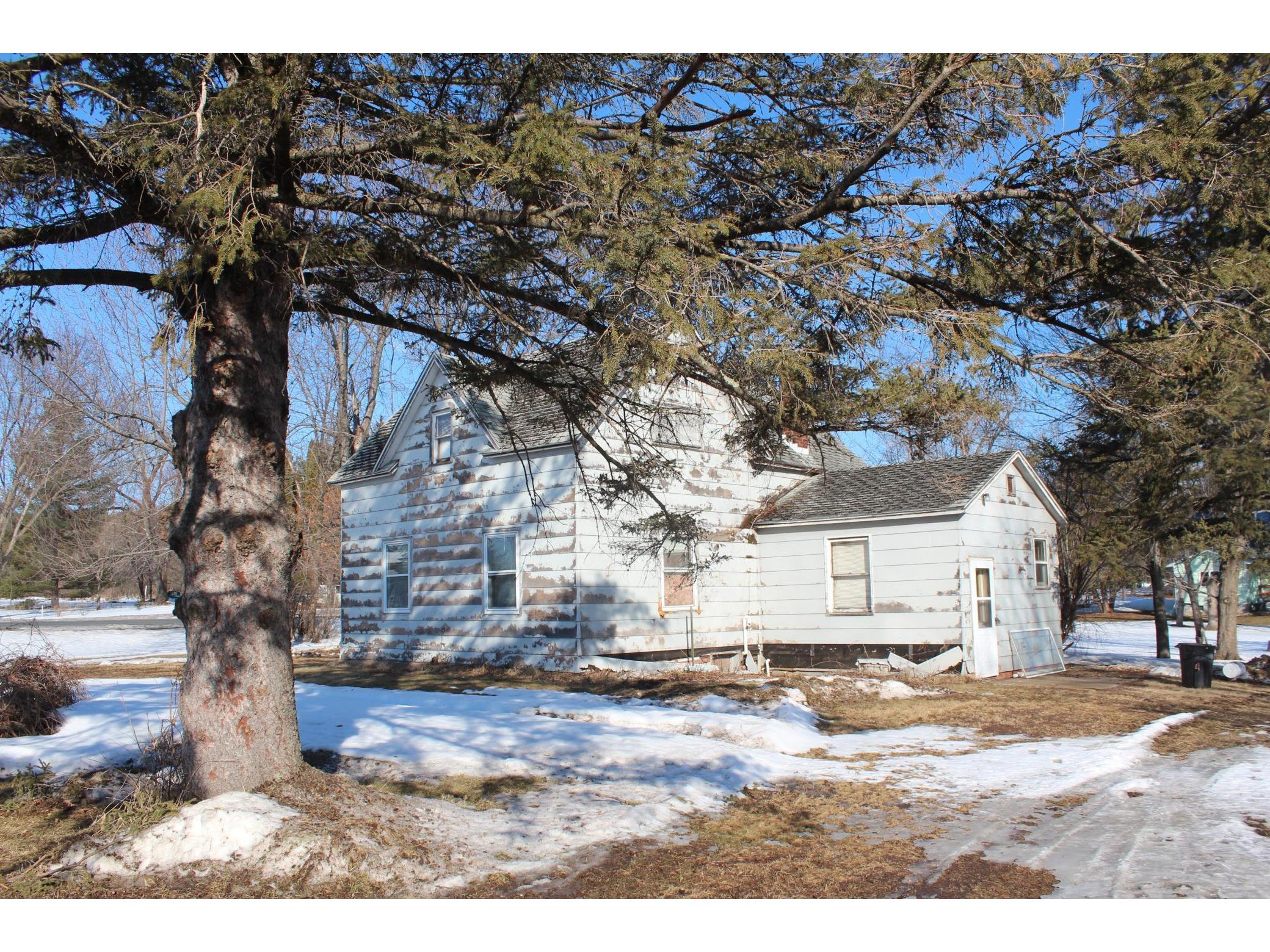 860 S Pine Street Grantsburg WI 54840 5721581 image1