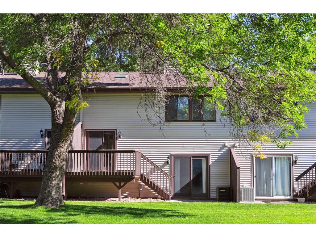 8765 Maplebrook Parkway N Brooklyn Park MN 55445 6255948 image1
