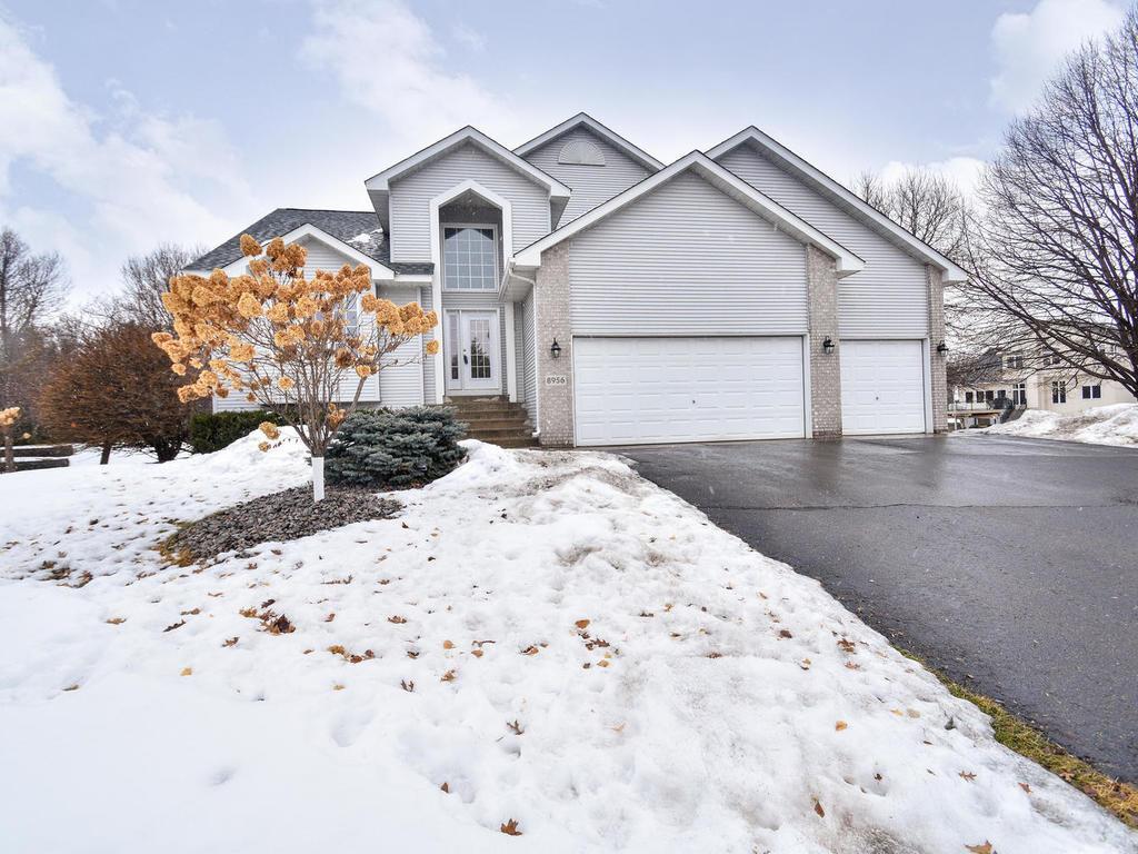 8956 Stratford Court Brooklyn Park MN 55443 5548576 image1