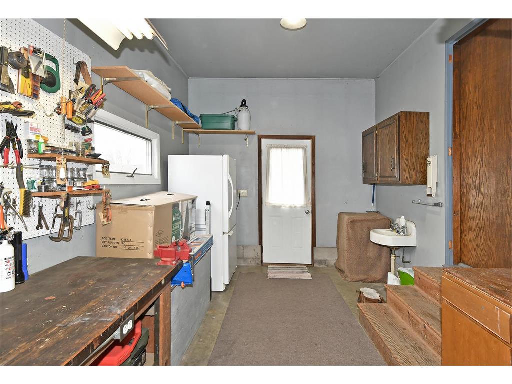 900 9th Avenue NW Waseca MN 56093 6350747 image31