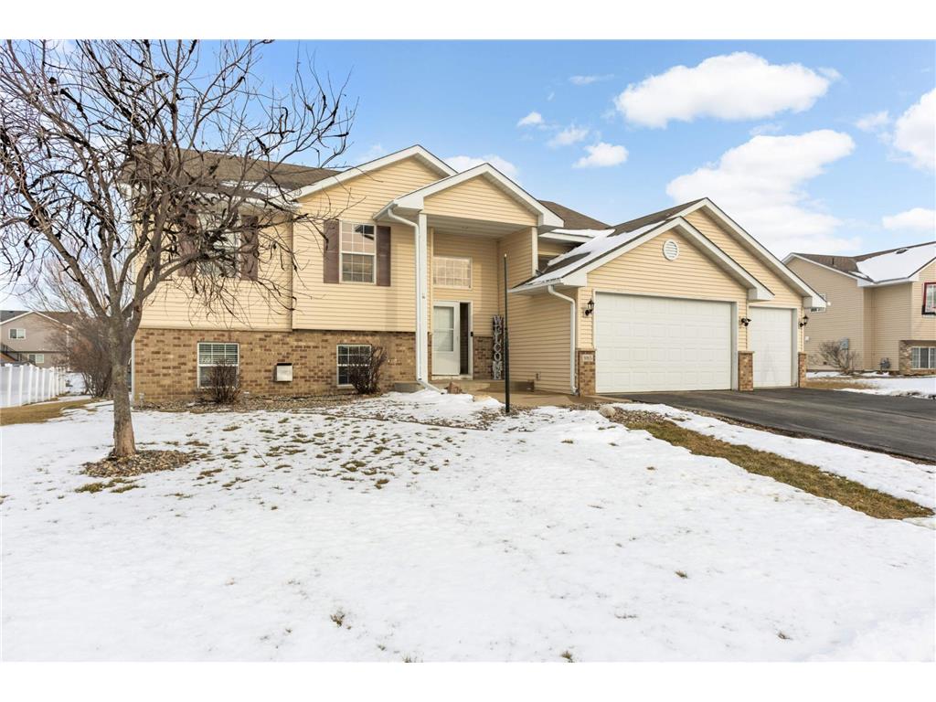 985 Farmers Ridge Trail Belle Plaine MN 56011 6475265 image1