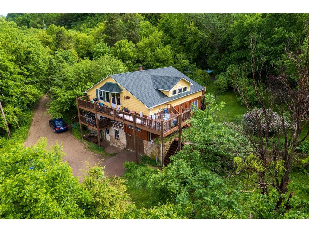 W772 State Road 35 Fountain City WI 54629 6213974 image1